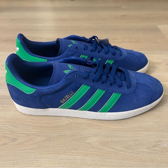 New Adidas Gazelle Royal Blue with Green Stripes size 10.5M - Picture 3 of 6